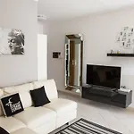 Apartment Viona *