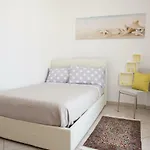 Viona Apartment